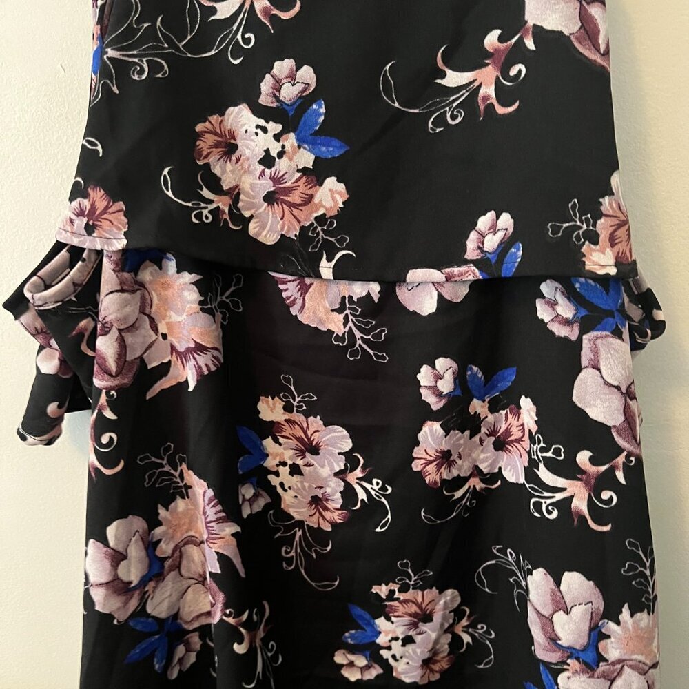 Indulge In Style Floral Print Ruffled Blouse - Picture 4 of 5